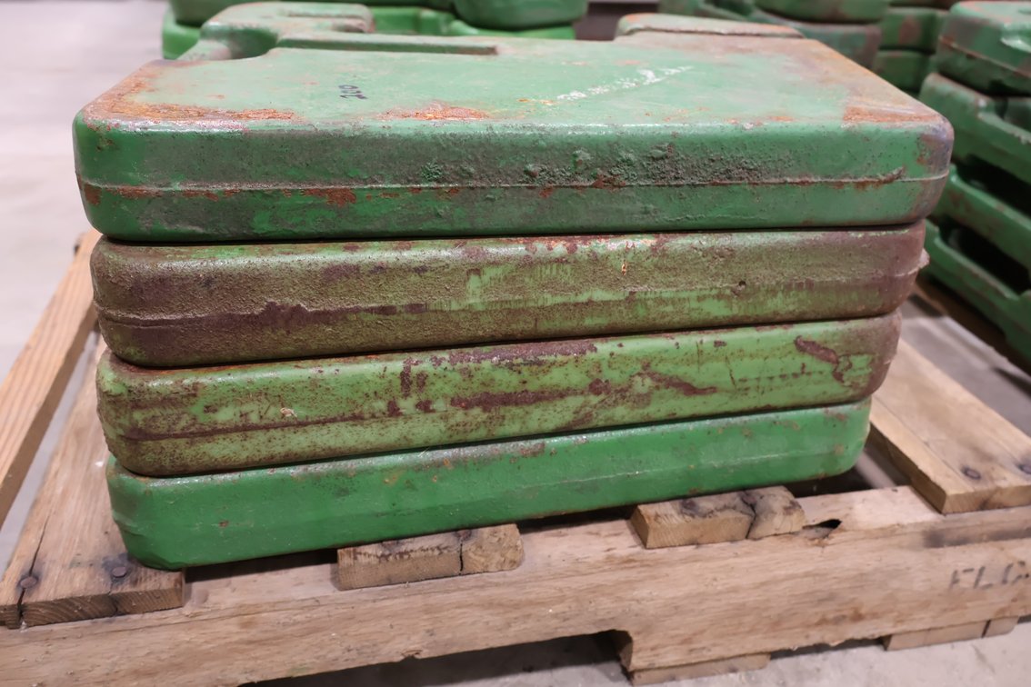 John Deere Suitcase Weights 4X THE BID