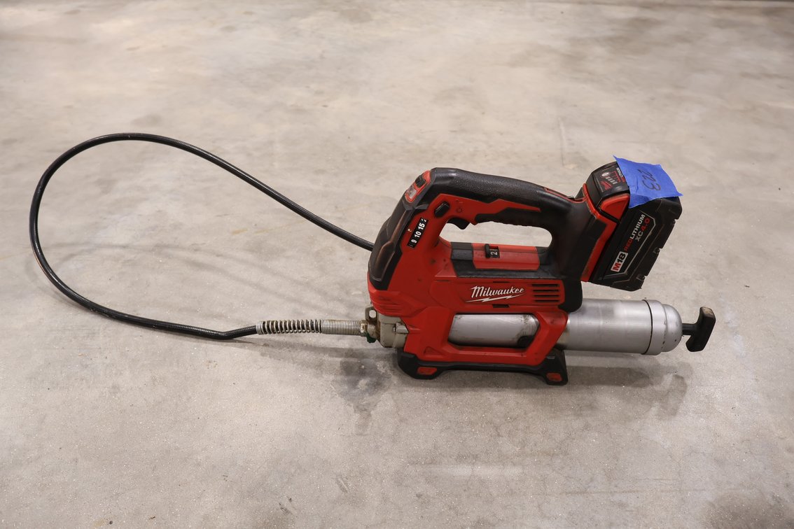 Milwaukee Grease Gun