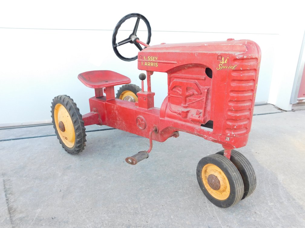 Massey 44 Special Pedal