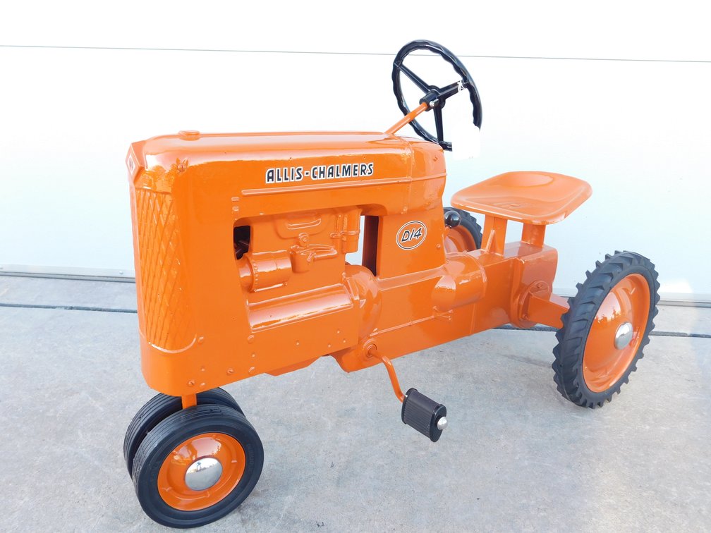 Allis Chalmers D14 Eska Pedal