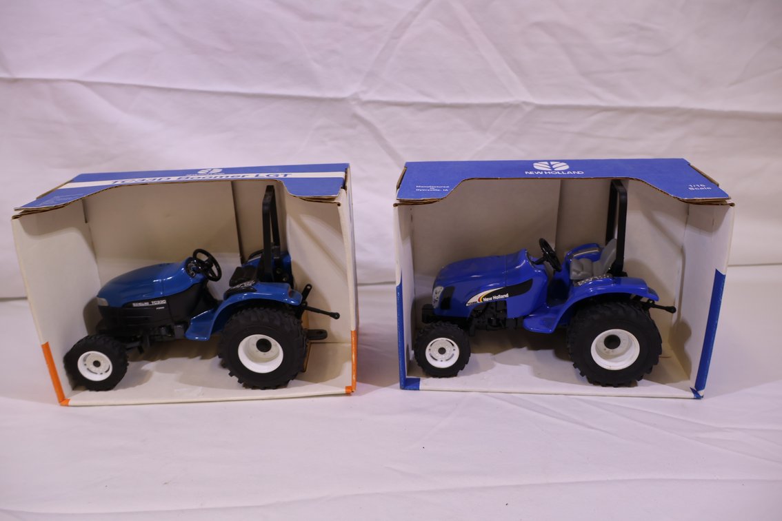 (2X)New Holland Utility Tractor Lot