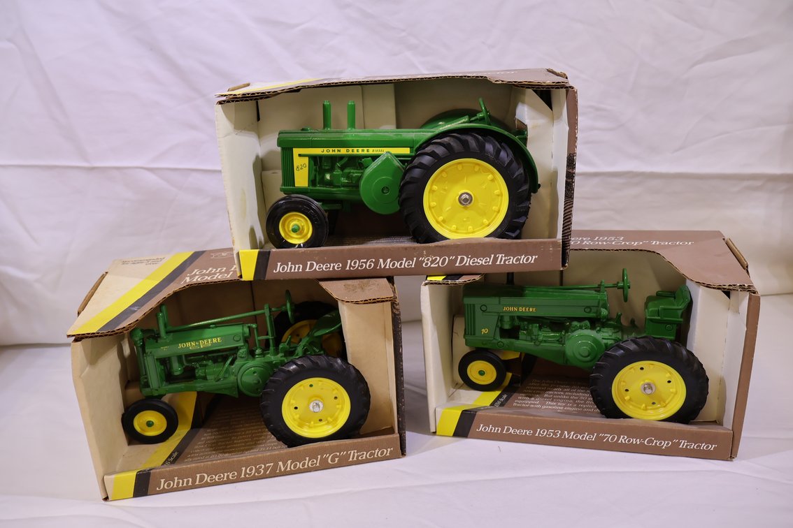 (3X)John Deere Brown Box Lot 2