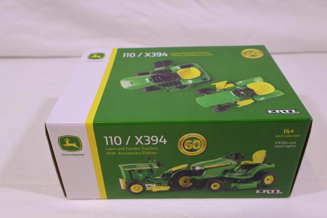 John Deere 110 and X394 Set