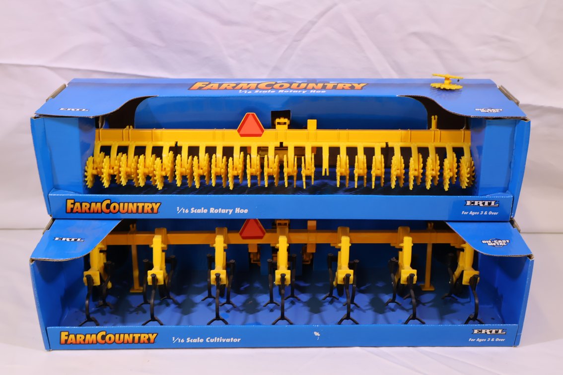 (2X)Ertl YELLOW Implement Lot