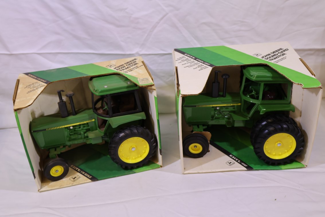 (2X)John Deere 50 series lot