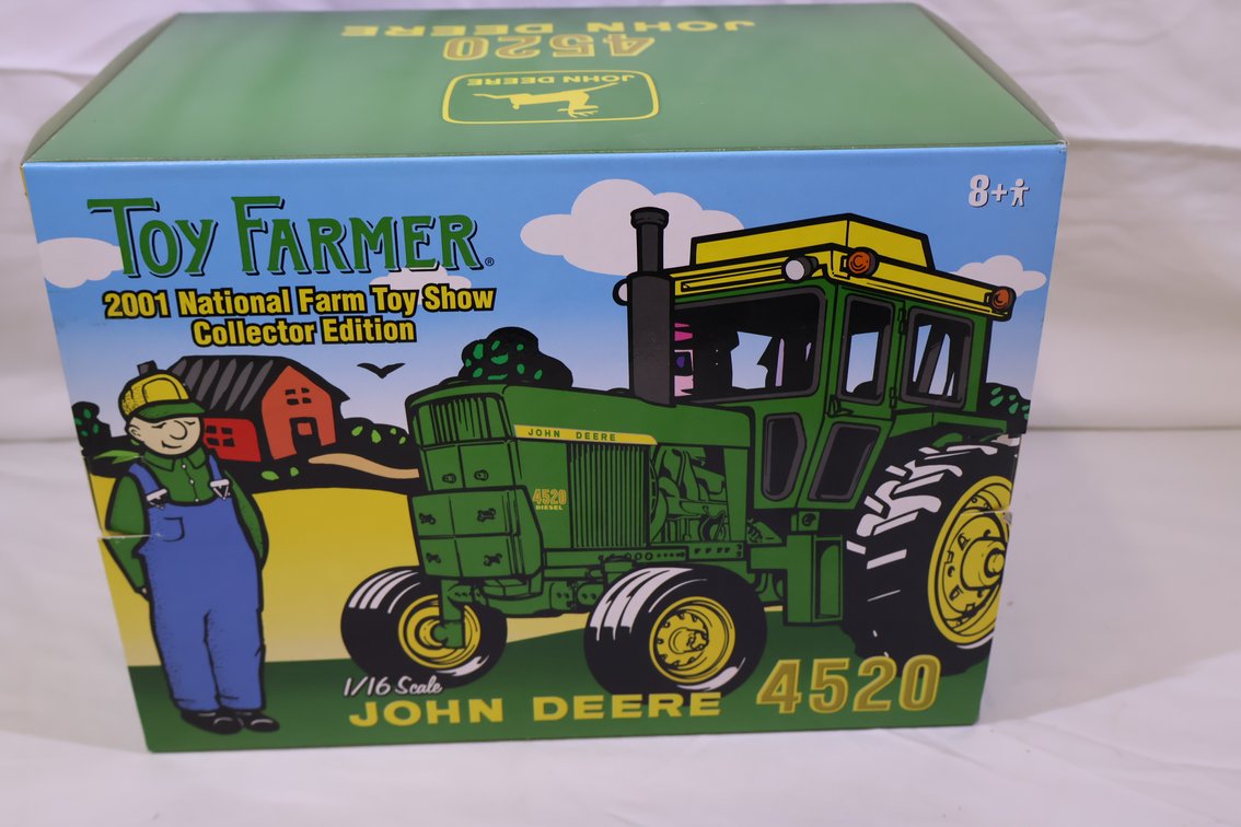 John Deere 4520