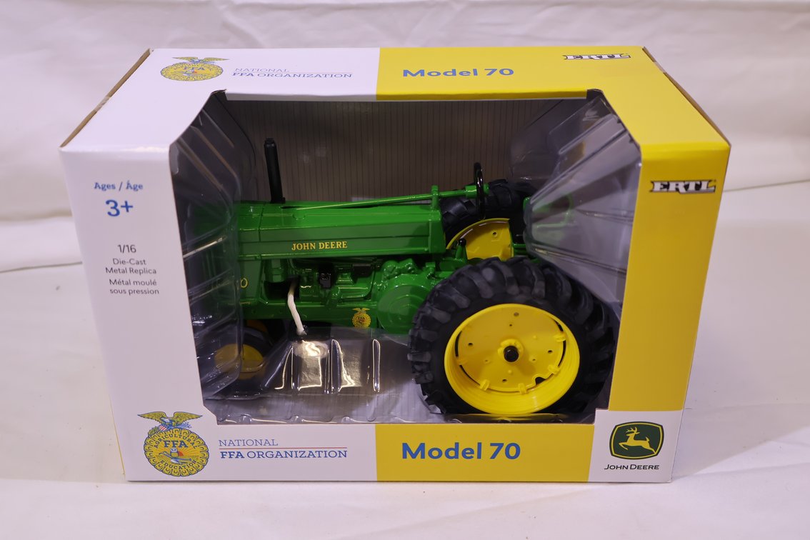 John Deere 70