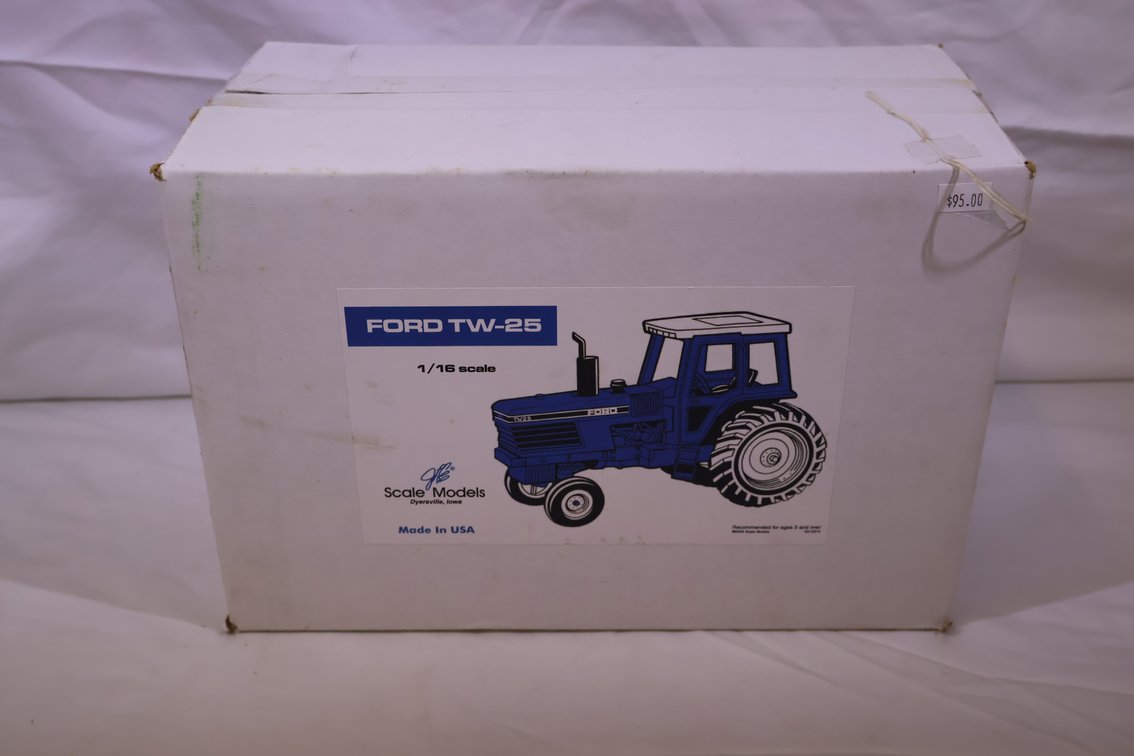 Ford TW25