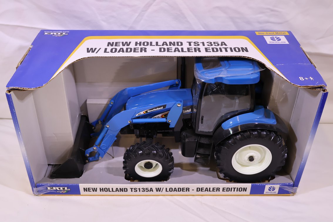 New Holland TS135A w/Loader