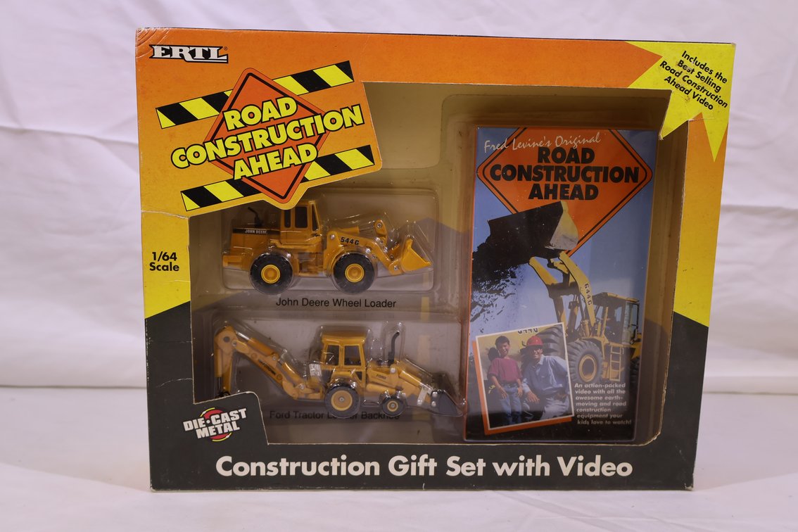 Ertl VHS Construction Set