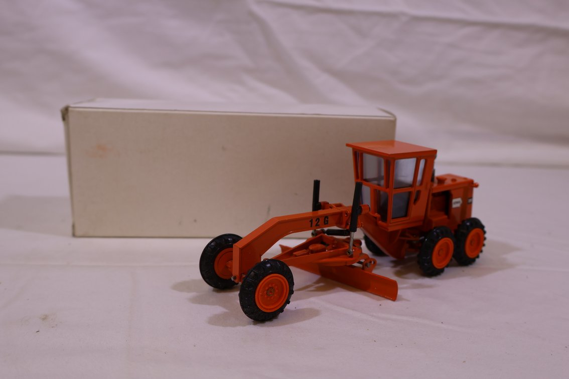 CAT 12G Grader IOWA DOT EDITION