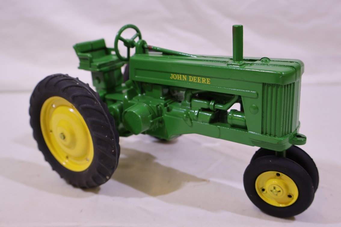 John Deere 60