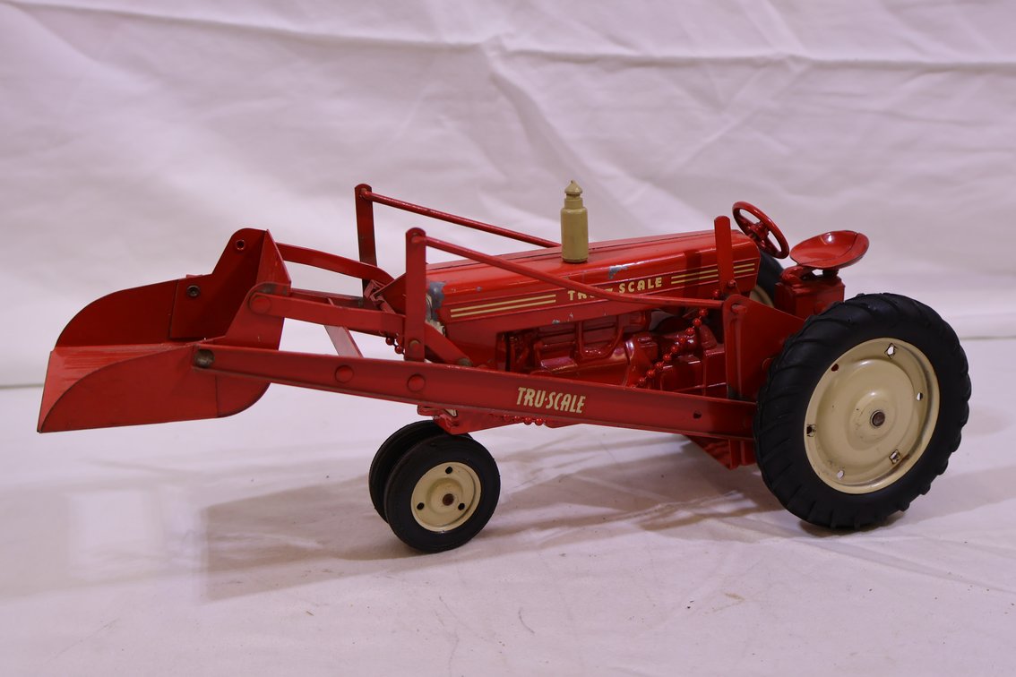 TruScale Tractor and loader