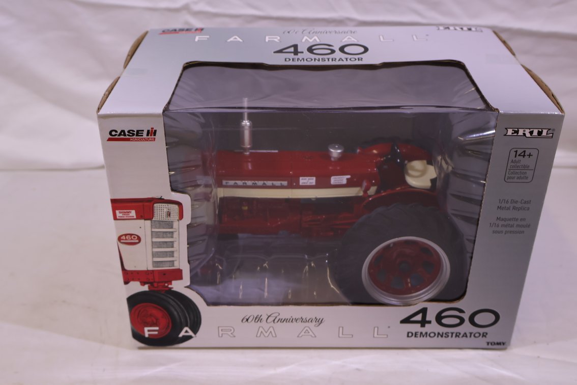 Farmall 460 Demonstrator
