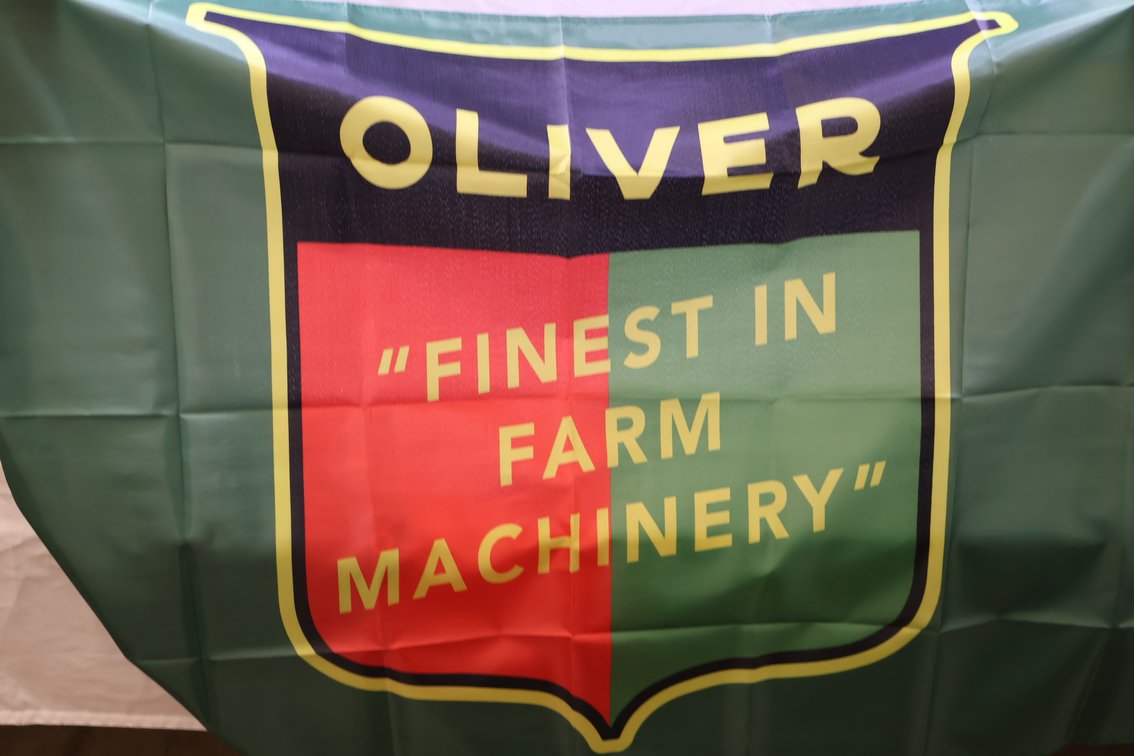 Oliver Flag