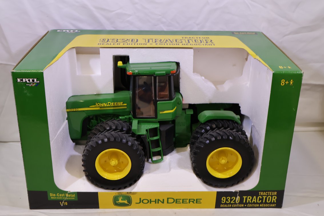 John Deere 9320