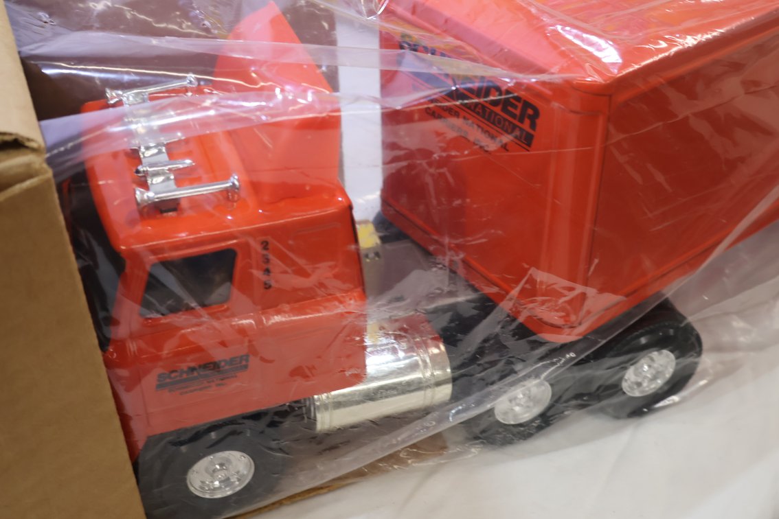 Schneider hauler Set