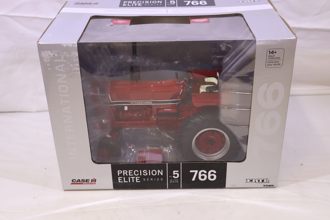 Farmall 766 Black Stripe