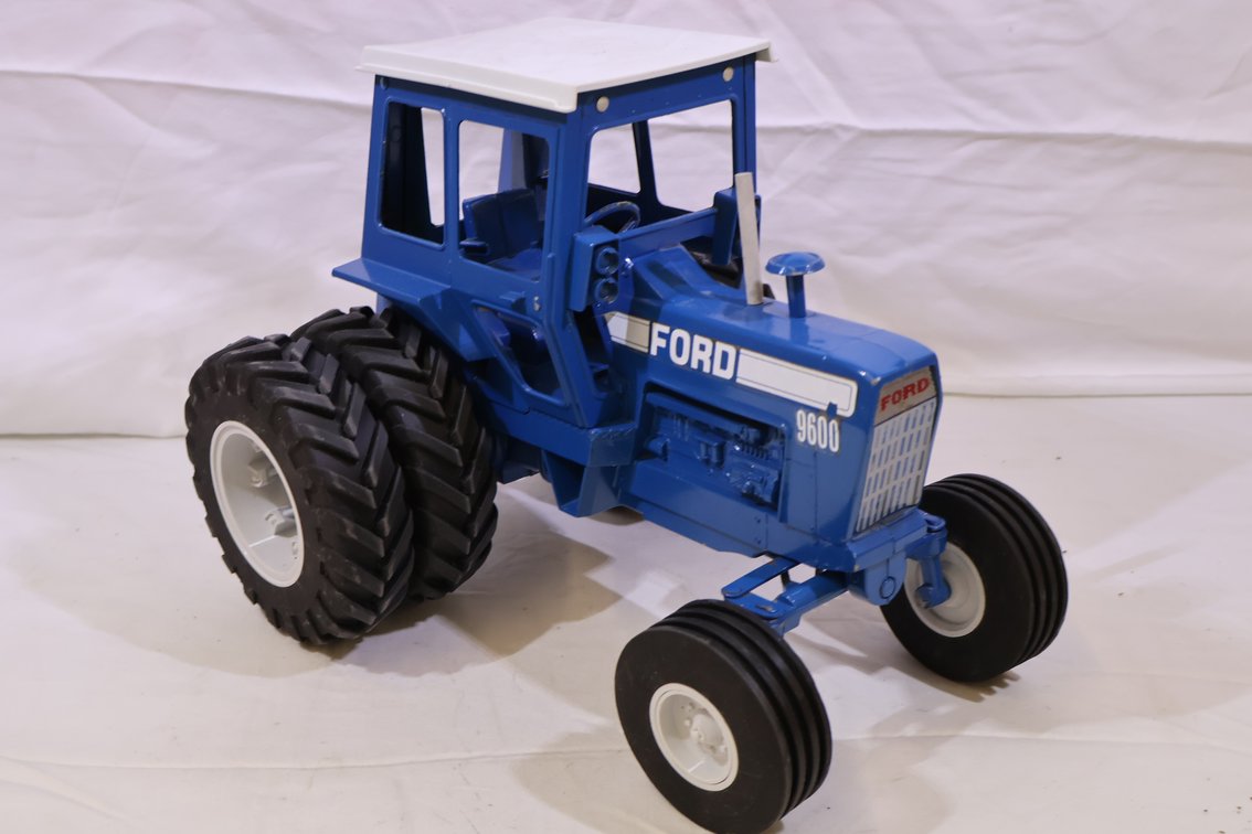 Ford 9600