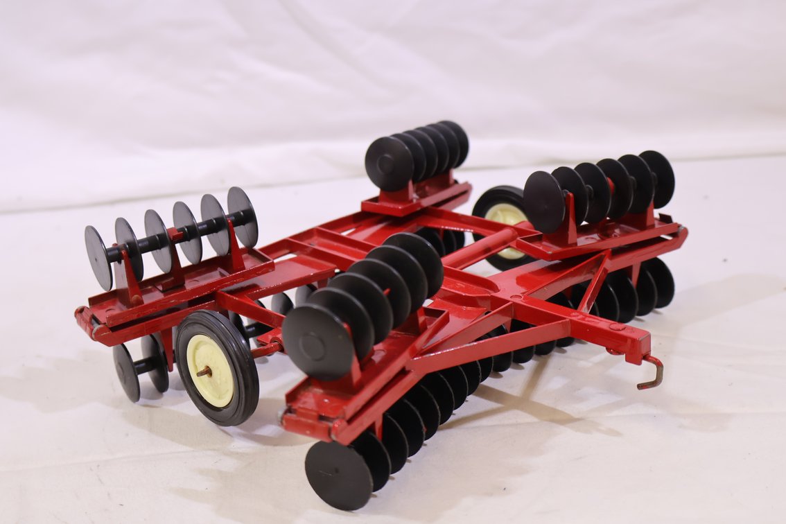 IH Wing Disk