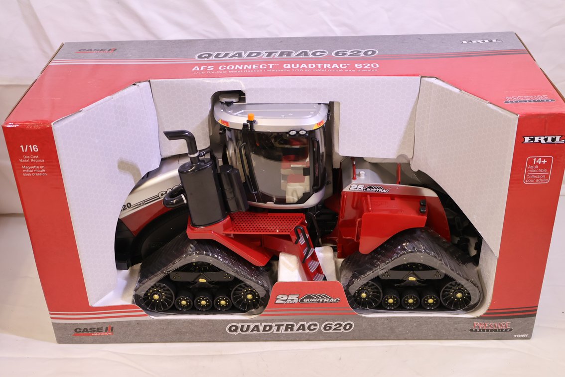 Case IH 620 Quad Trac SILVER ANNIVERSARY EDITION