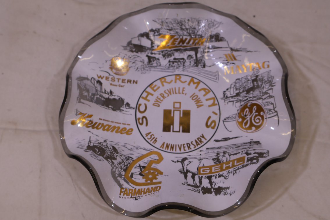 International Candy Tray