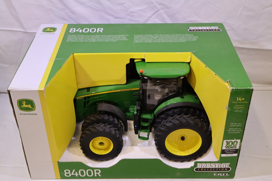 John Deere 8400R