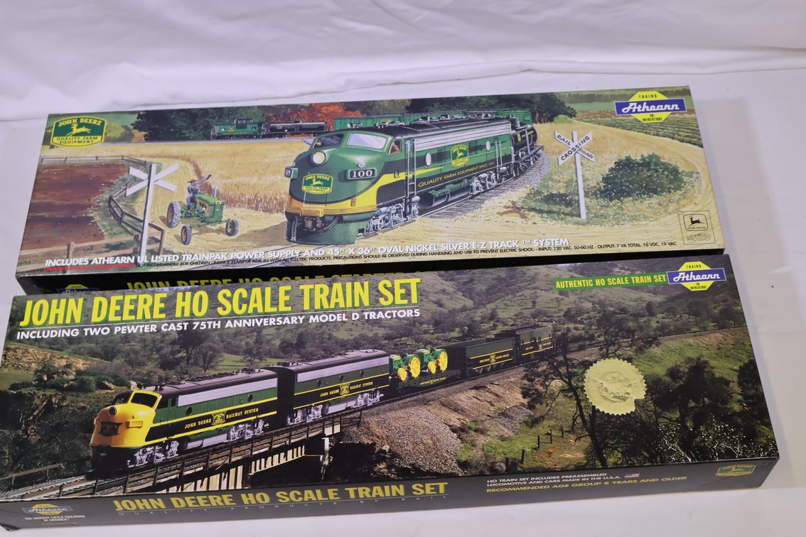 John Deere HO Set Lot 2X THE BID