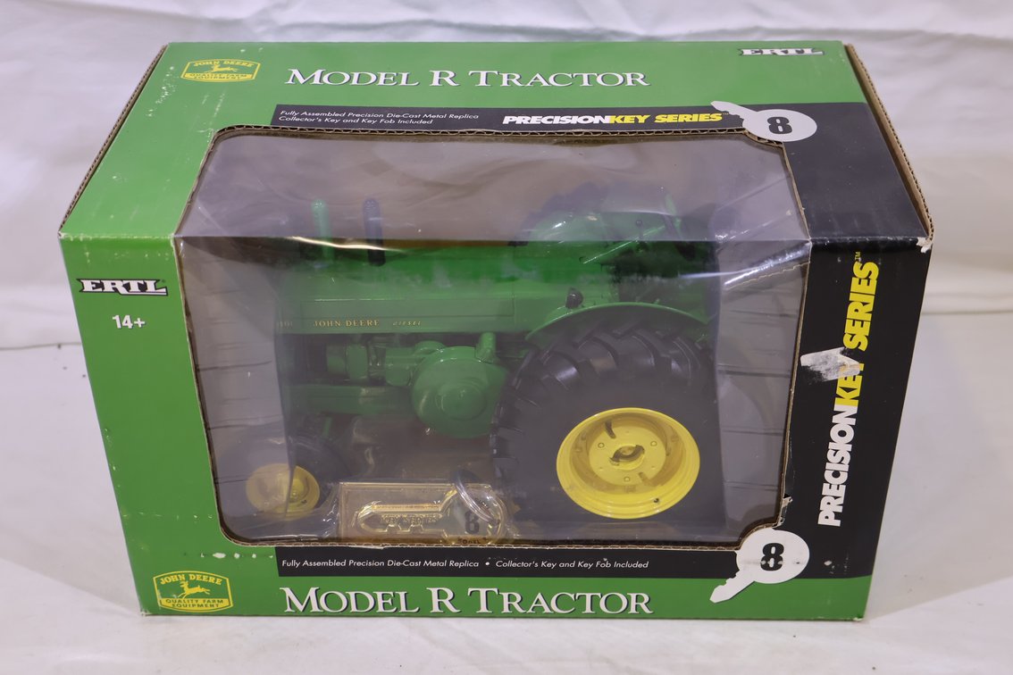 John Deere R