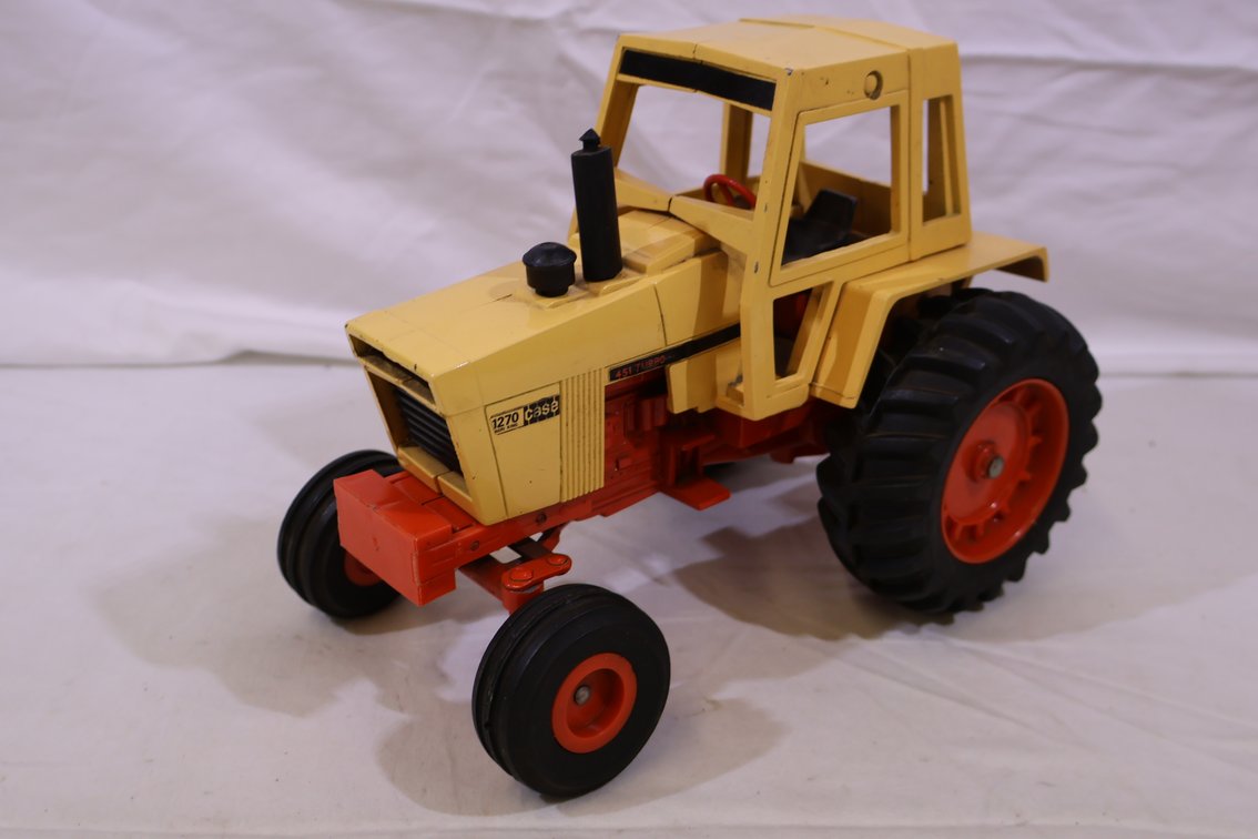 Case 1270 Agri King