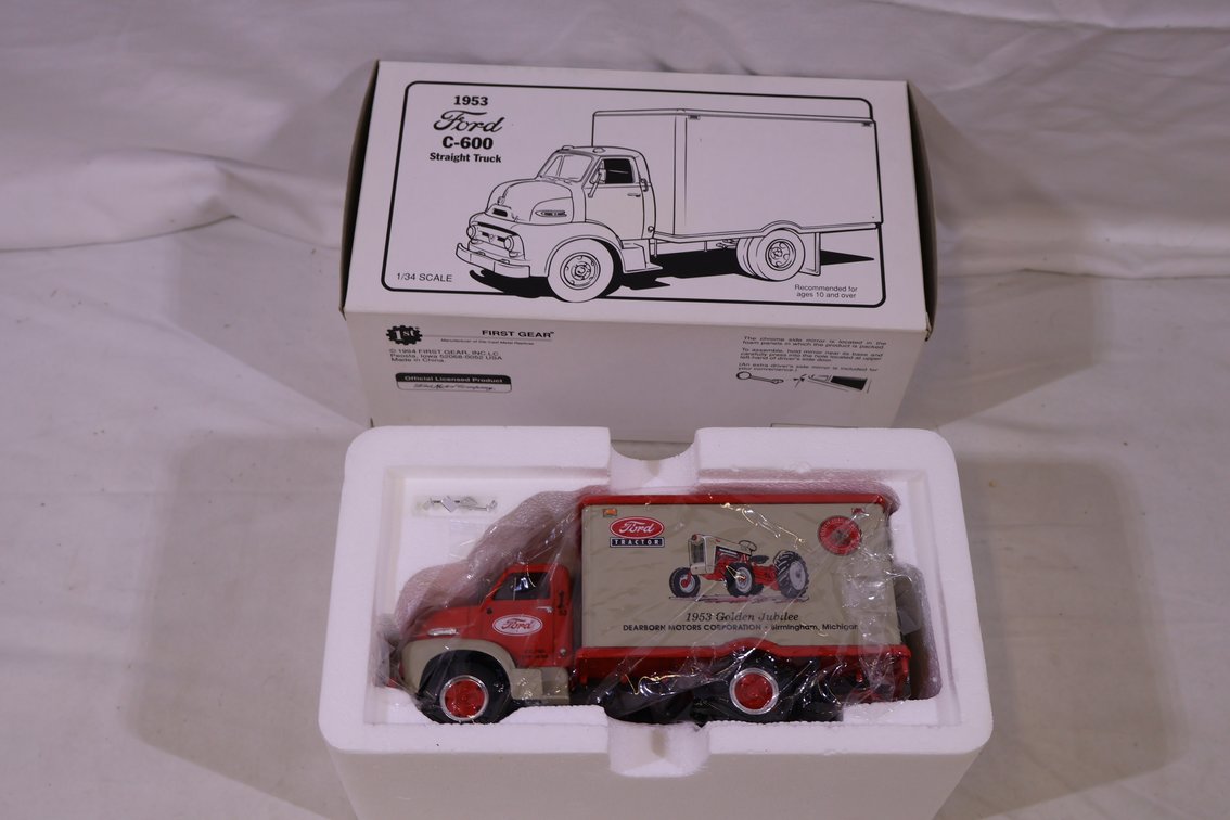 Ford C600