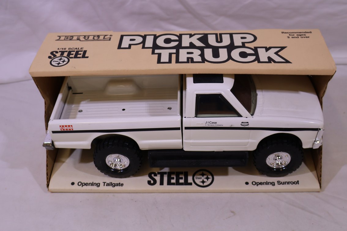 JI Case Dealer Truck