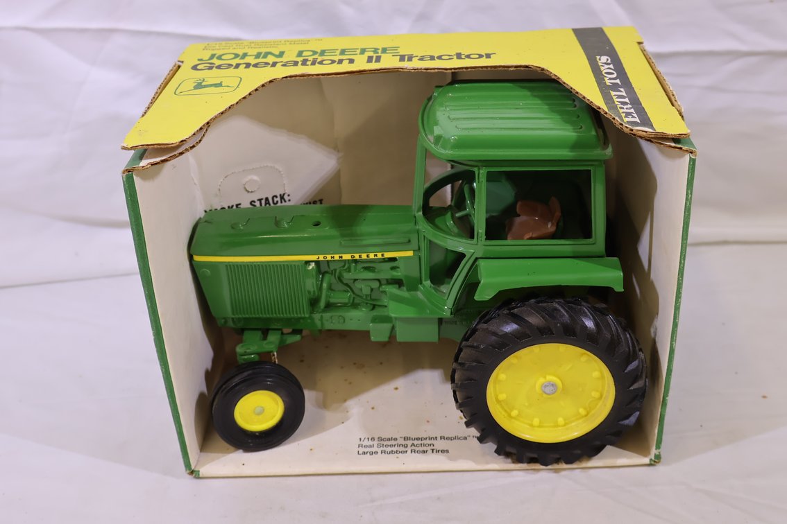 John Deere 4430