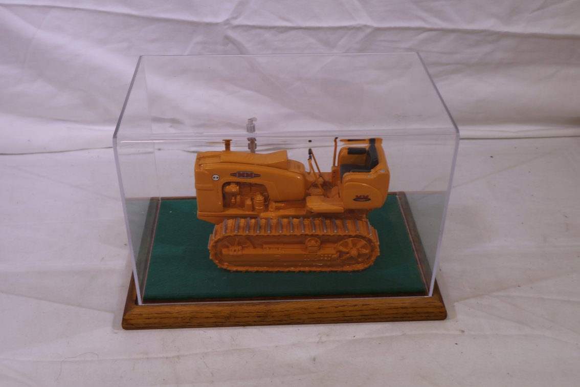 Minneapolis Moline 2 Star Crawler