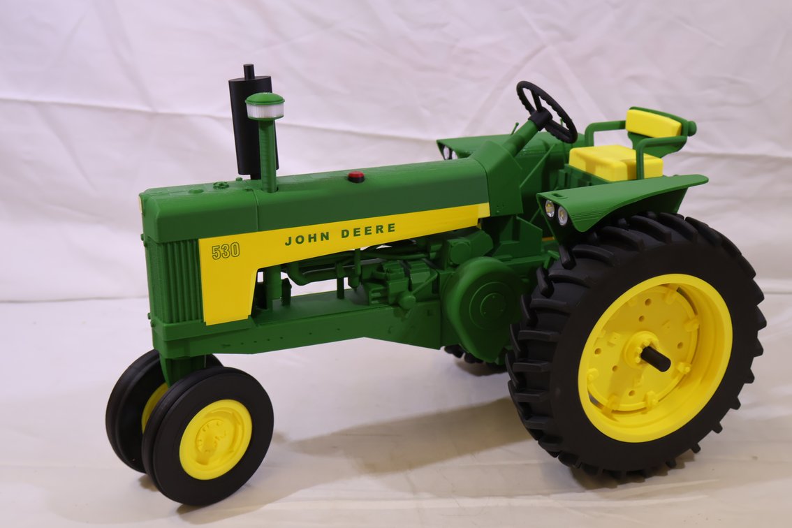 John Deere 530