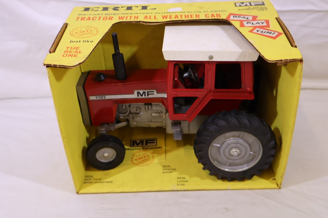 Massey  Ferguson 1105