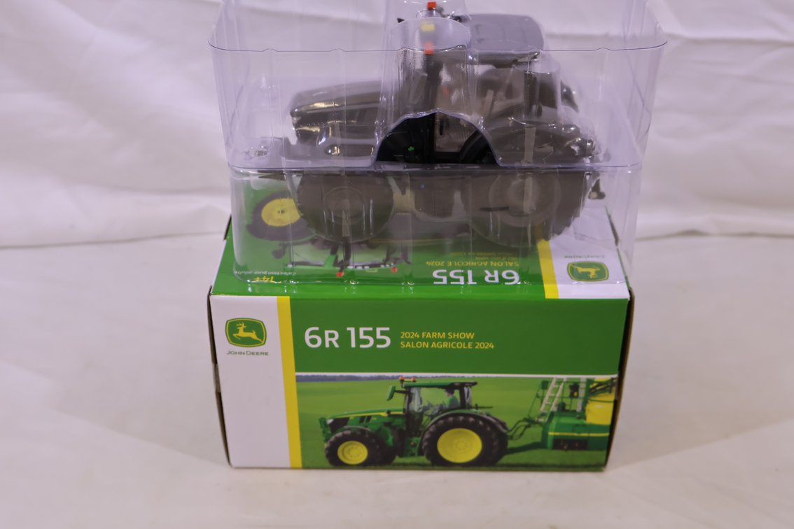 John Deere 6R 155 CHARCOAL CHASER