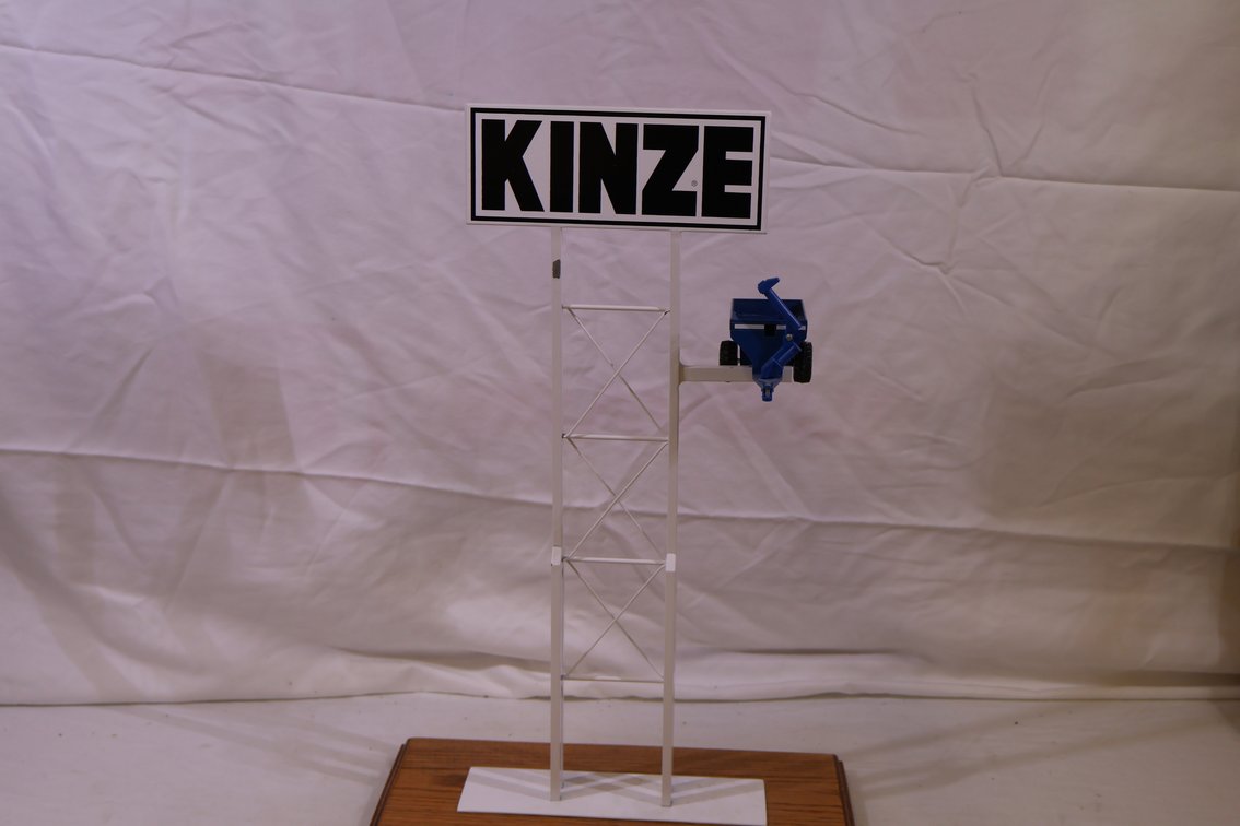 Kinze Roadside Display Dealer Award