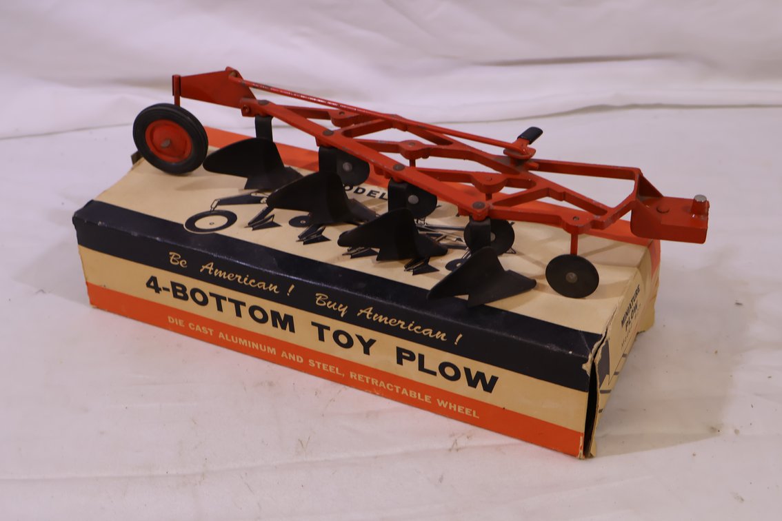 Case 4 Bottom Plow