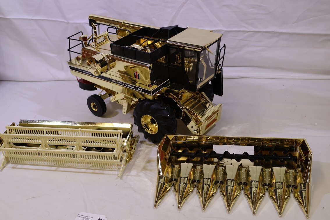 International 1460 GOLD