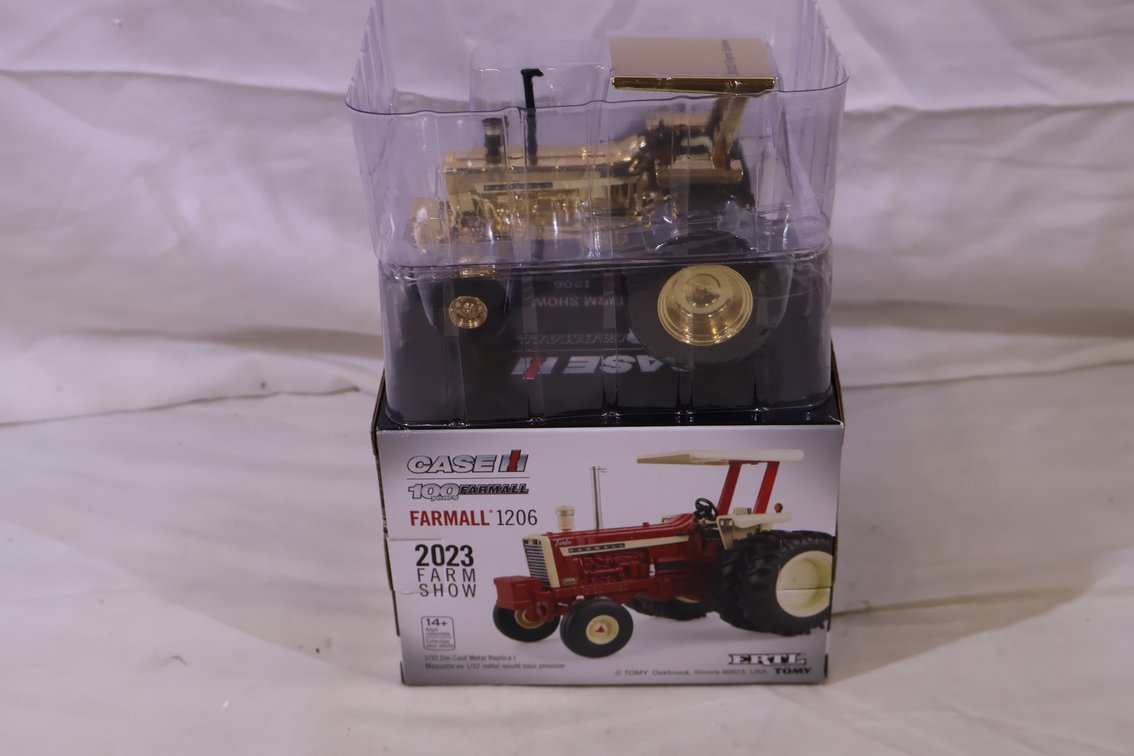 Farmall 1206 GOLD