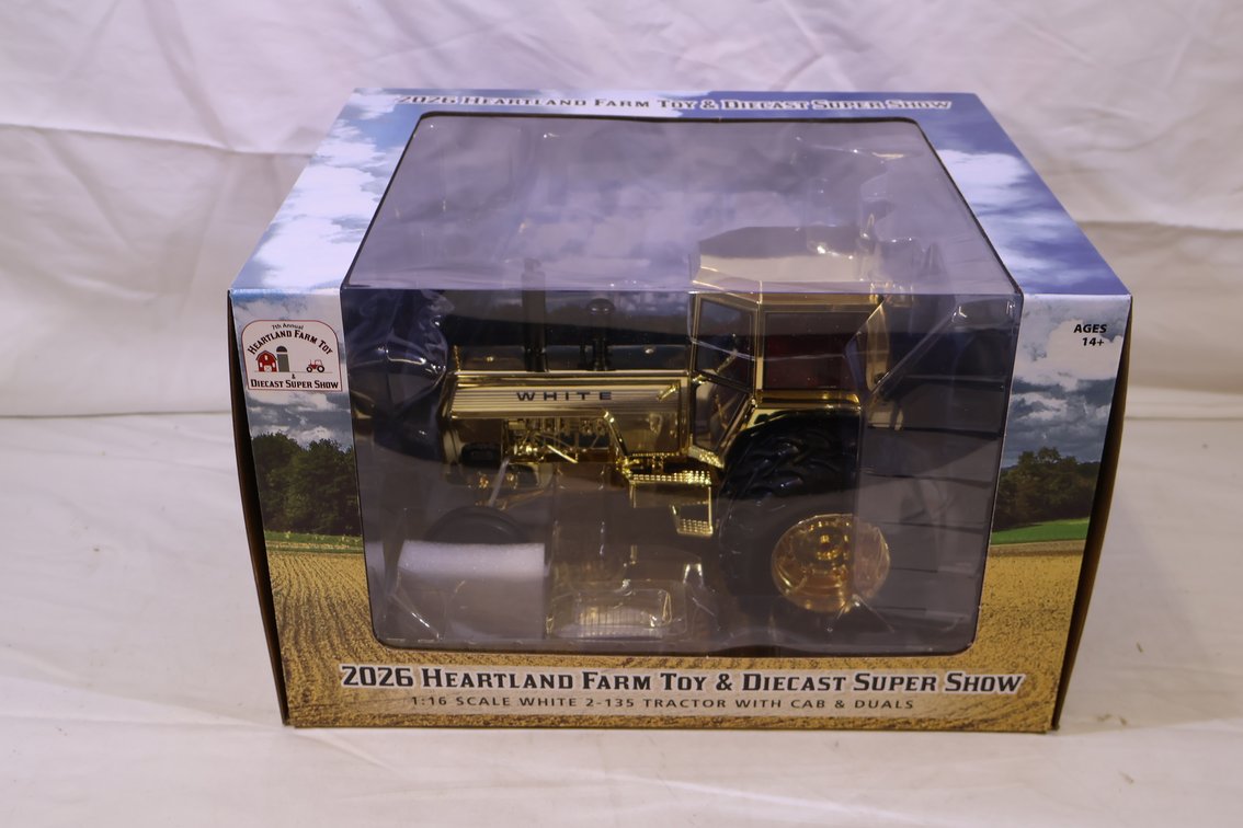 White 2-135 GOLD CHASER