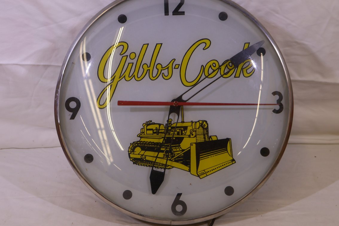 Gibbs Cook Dozer Clock