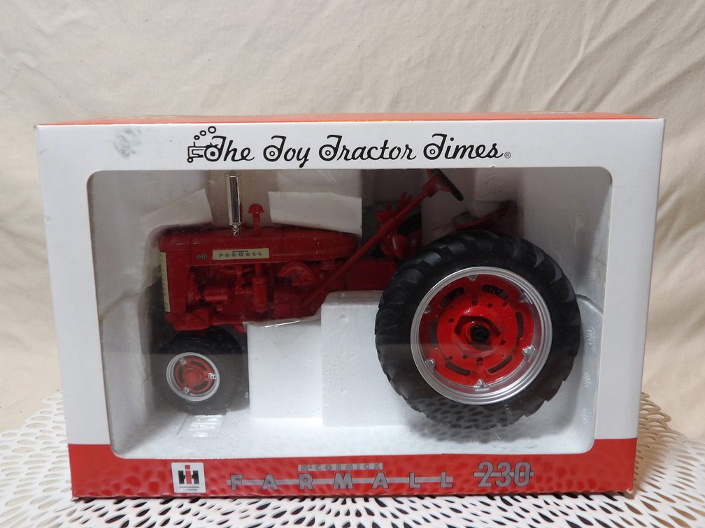 Farmall 230