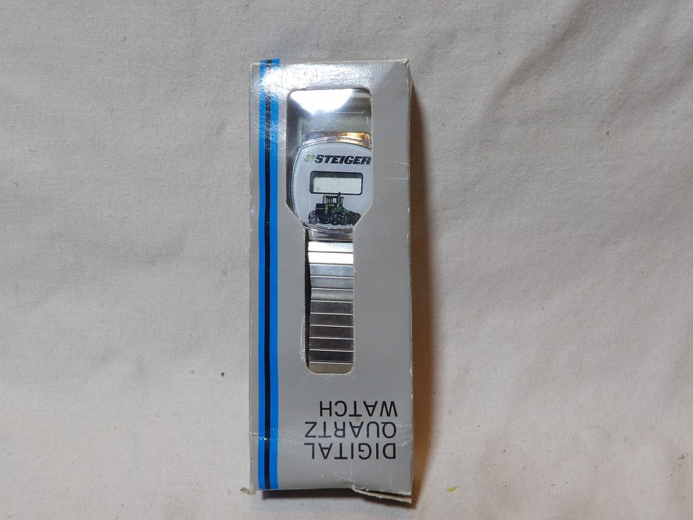 Steiger LCD Wrist Watch