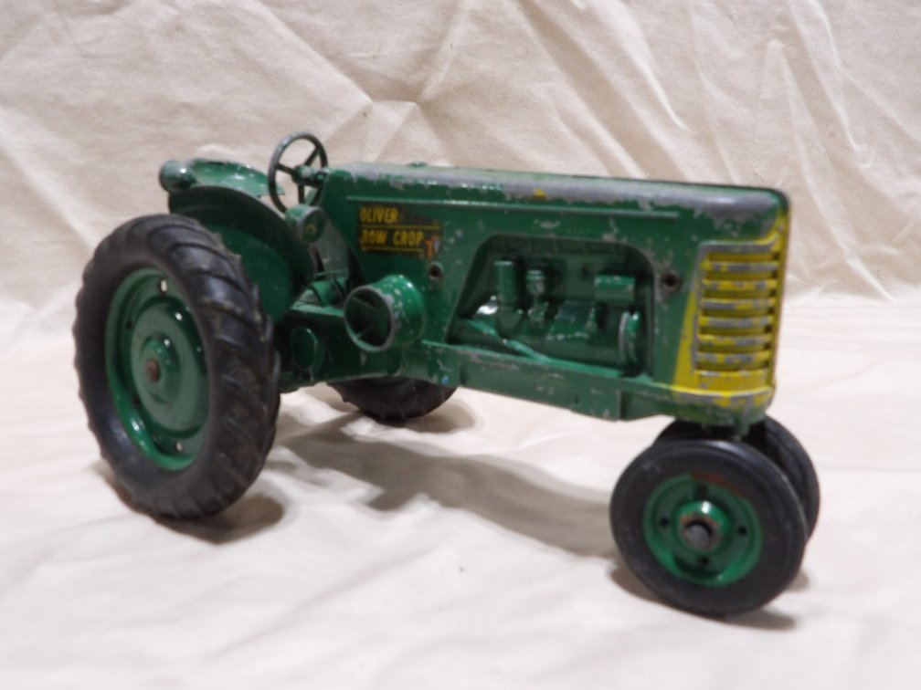 Oliver Super 77 open engine