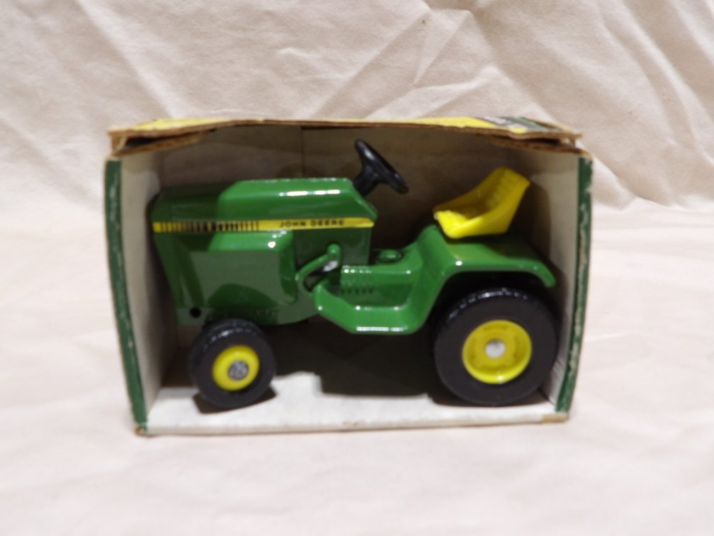 John Deere Lawn and Garden Tractor
