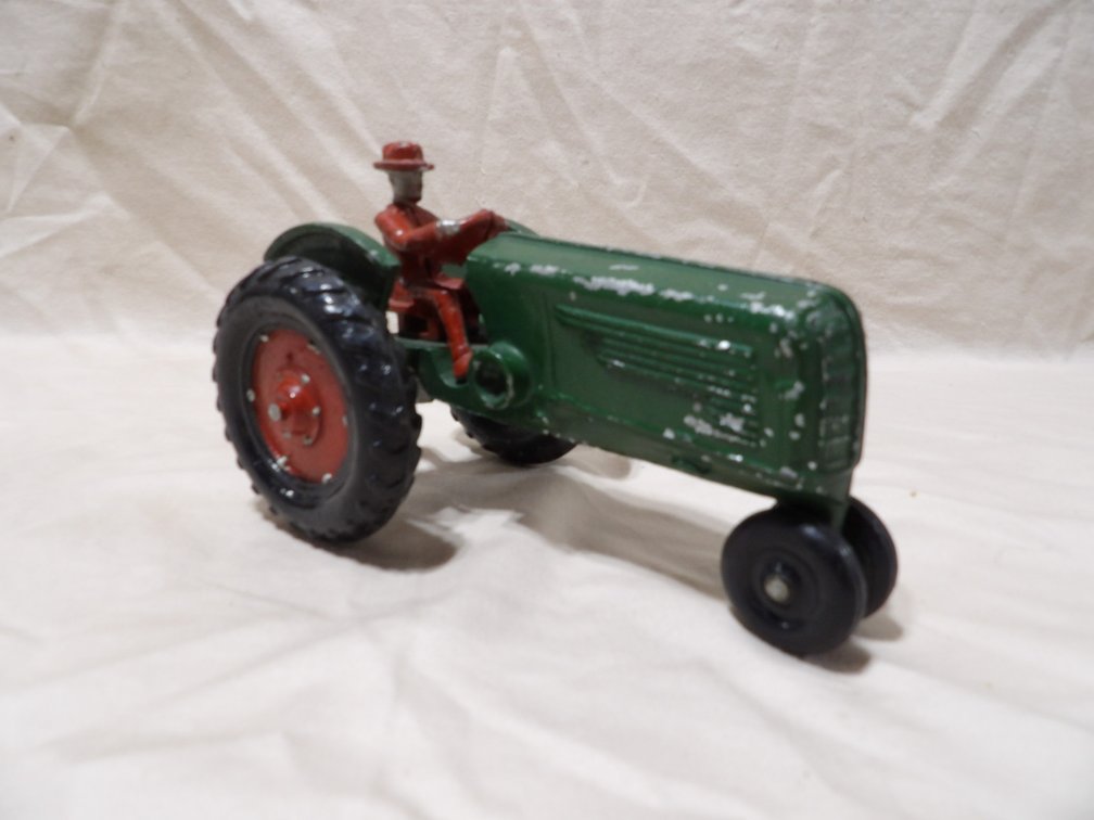 Oliver 70 w/man