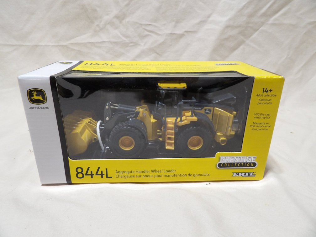 John Deere 844L Wheel Loader