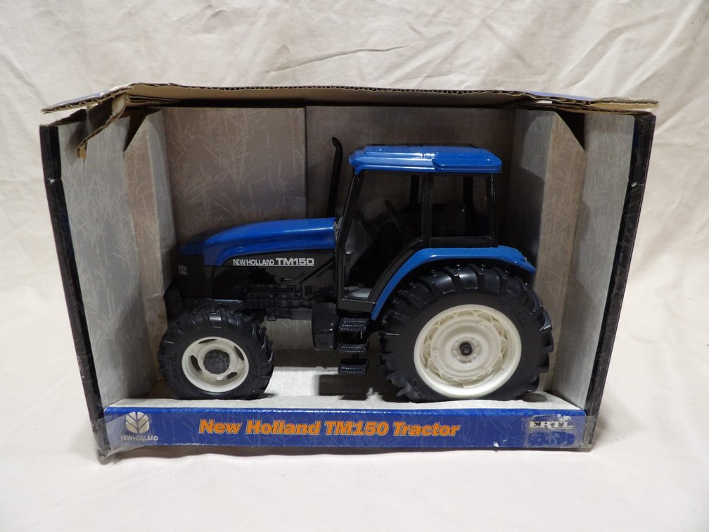 New Holland TM150 FWD